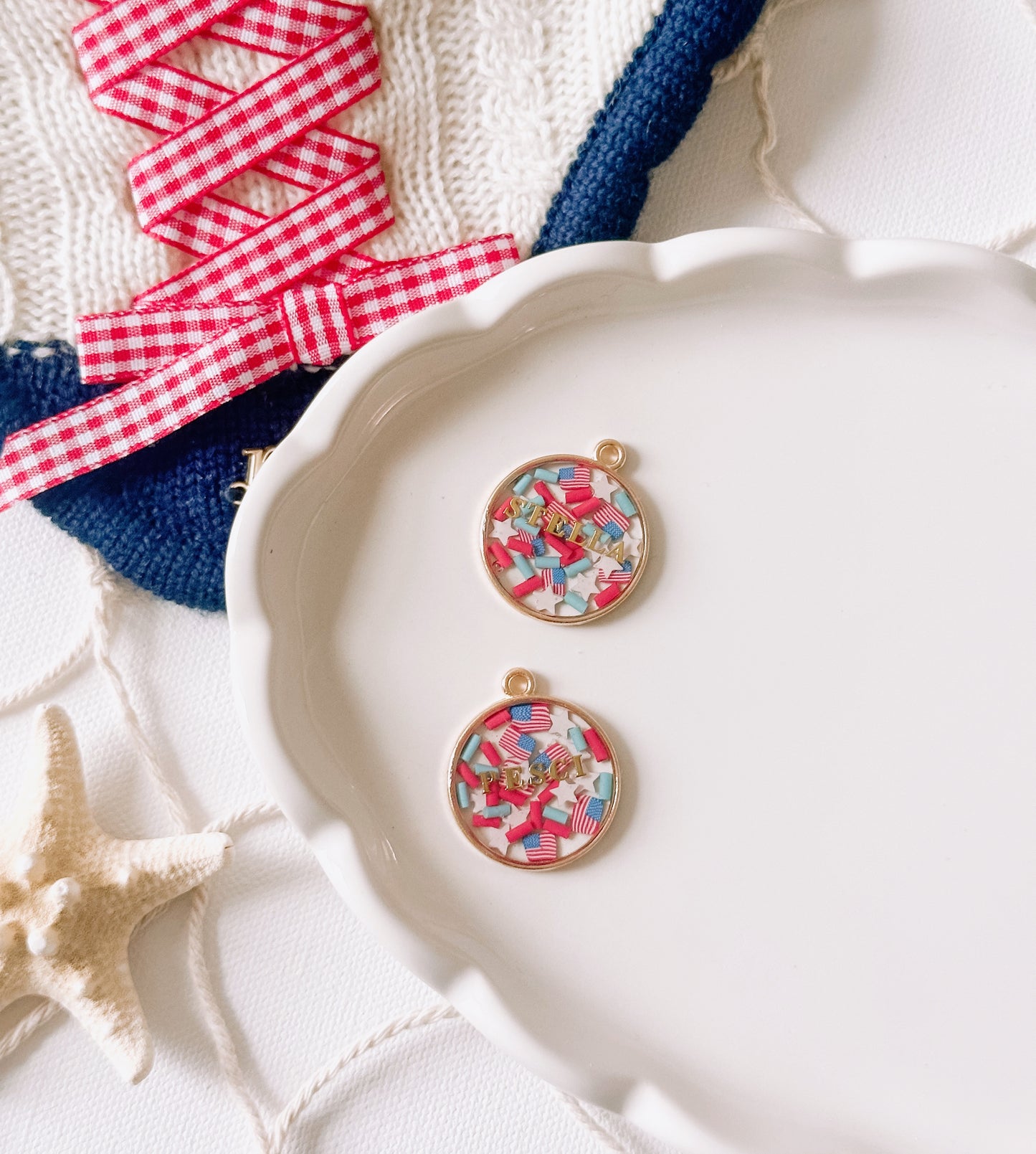 USA CONFETTI- Metal Frame Tag