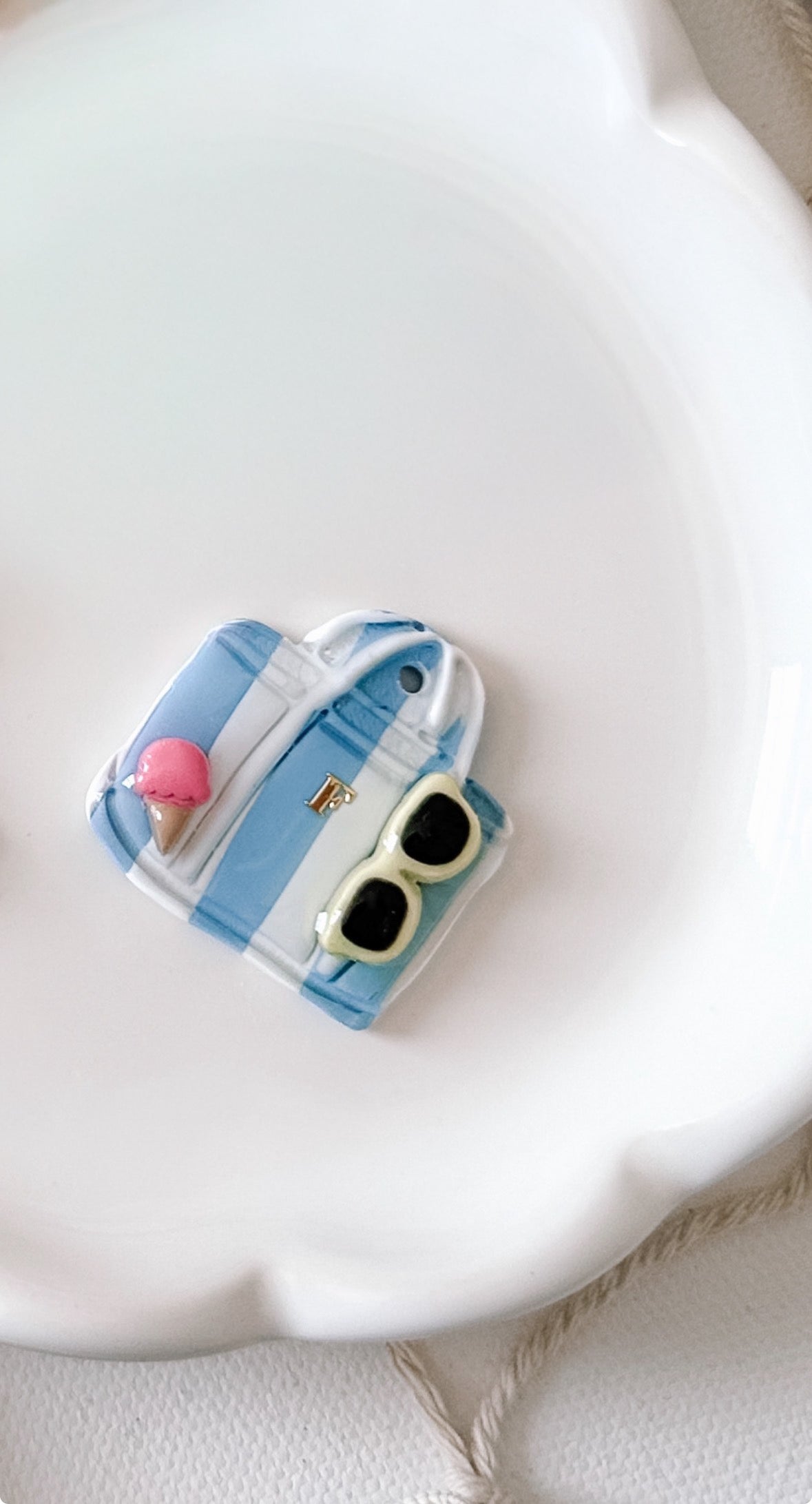 ICON BOAT TOTE- Clay Pet ID Tag