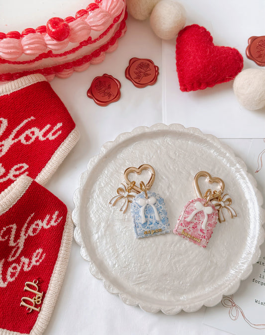 VINTAGE BOW ARCH- Clay Pet ID Tag